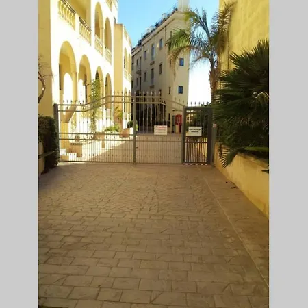 Appartement Gozo, 2 Bedroom With Communal Pool *