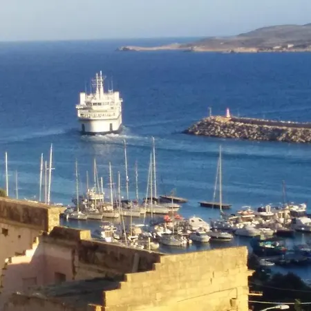 Appartement Gozo, 2 Bedroom With Communal Pool *