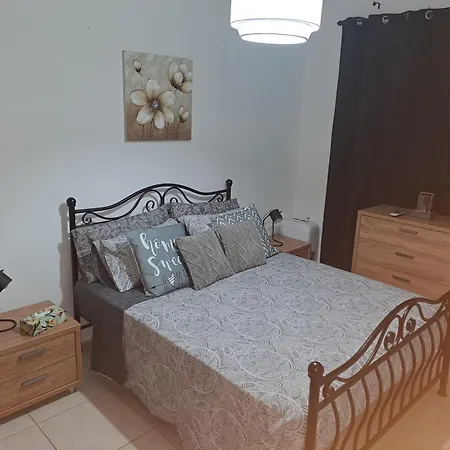 דירה Gozo, 2 Bedroom With Communal Pool *
